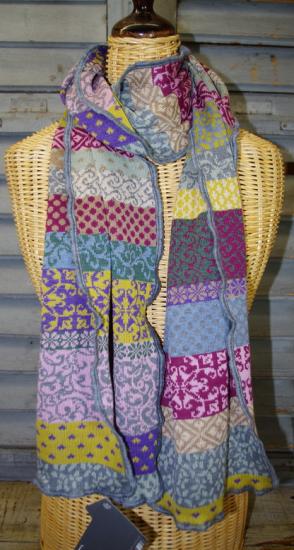 Preview: Schal Stella Picknick von Invero, Merinowolle